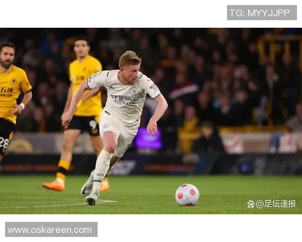 德布劳内:从天才少年到足坛巨星的辉煌历程与成就解析 德布劳内:从天才少年到足坛巨星的辉煌历程与成就解析