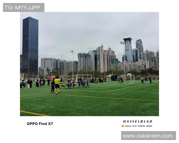 业余足球比赛精彩瞬间抖音直播杆带你领略激情四射的绿茵场景 业余足球比赛精彩瞬间抖音直播杆带你领略激情四射的绿茵场景