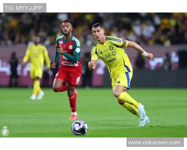 意甲联赛再度推迟开赛，球队备战受到严重影响，球迷焦虑希望尽快恢复比赛正常进行