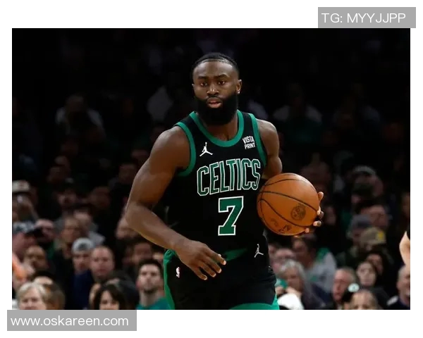 杰伦布朗如何在NBA赛场上展现领导力与全能表现 杰伦布朗如何在NBA赛场上展现领导力与全能表现